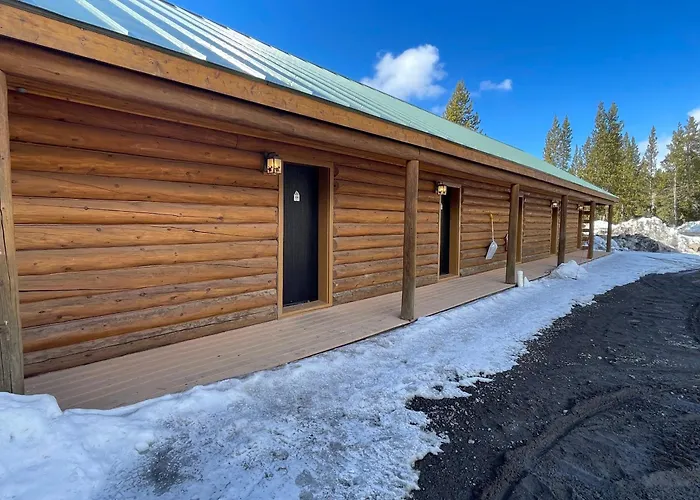 Lodge Lava Mountain